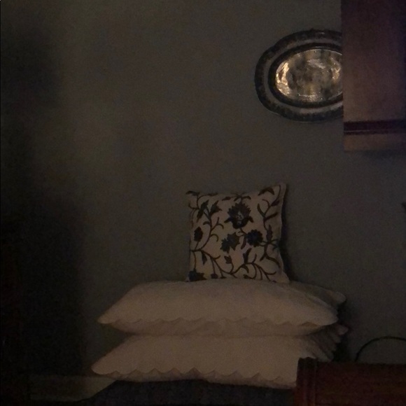 Meet your Posher, Nancy - Picture 2 of 3